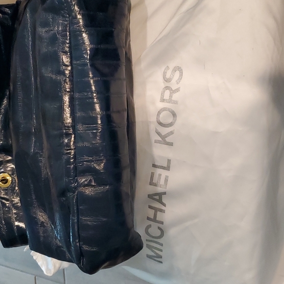 Michael Kors Tote - Picture 4 of 6